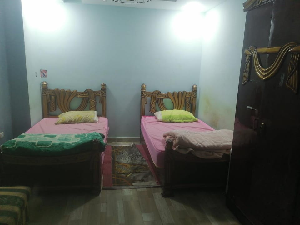 فلل الجامعه برج روبال بلازا اخر شارع الاستاد Apartment in Egypt
