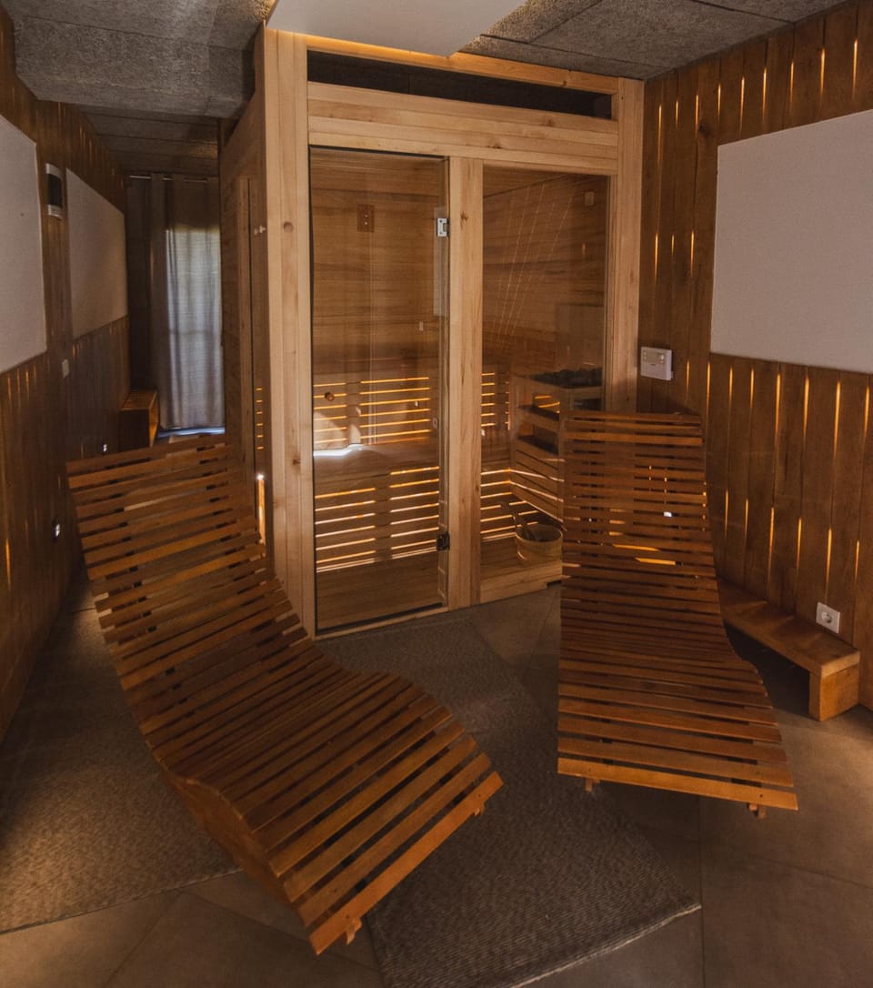 Sauna, Sauna, Spa and wellness centre/facilities, Internal: Not applicable to any particular room
