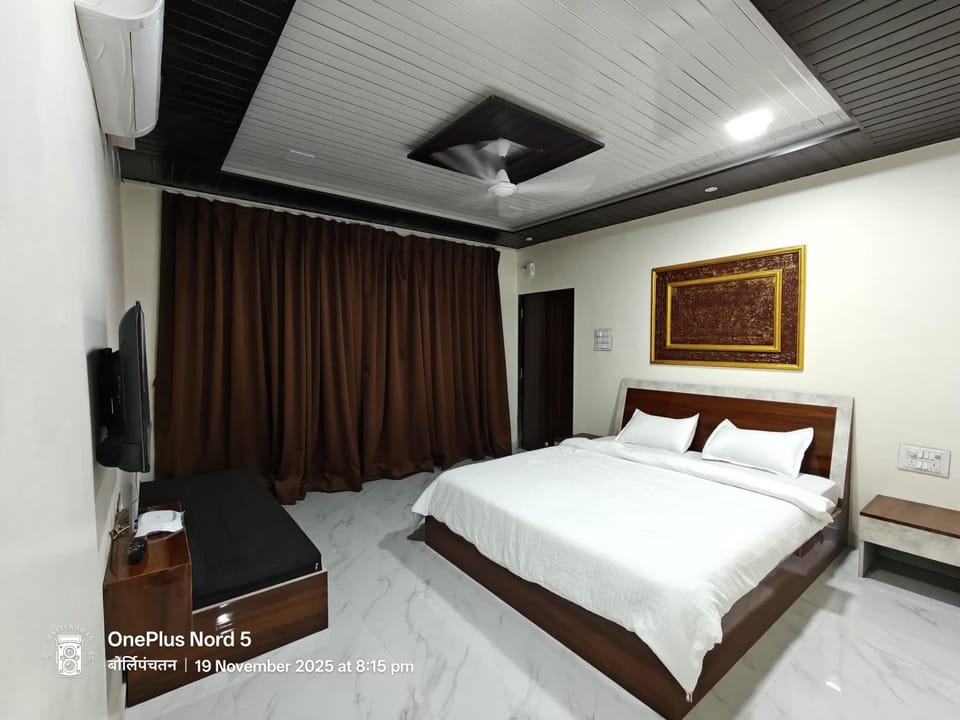 Vrindavan beach resort Hotel in Maharashtra