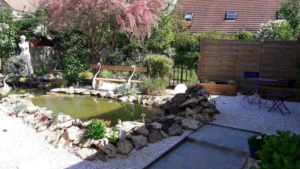 Other, Garden view, Internal: Not applicable to any particular room