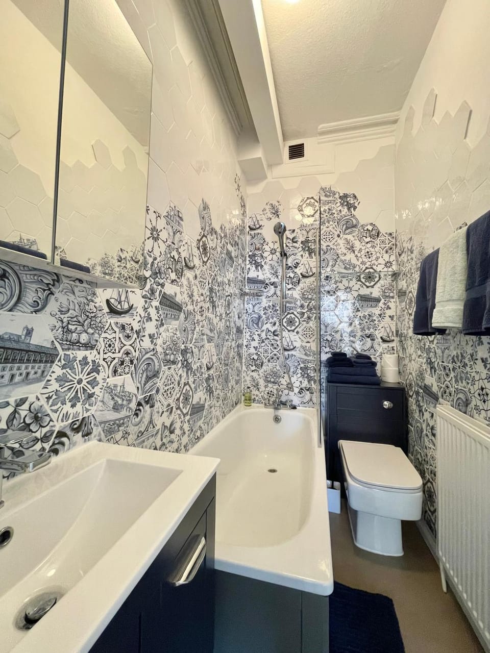 Shower, Toilet, Bathroom