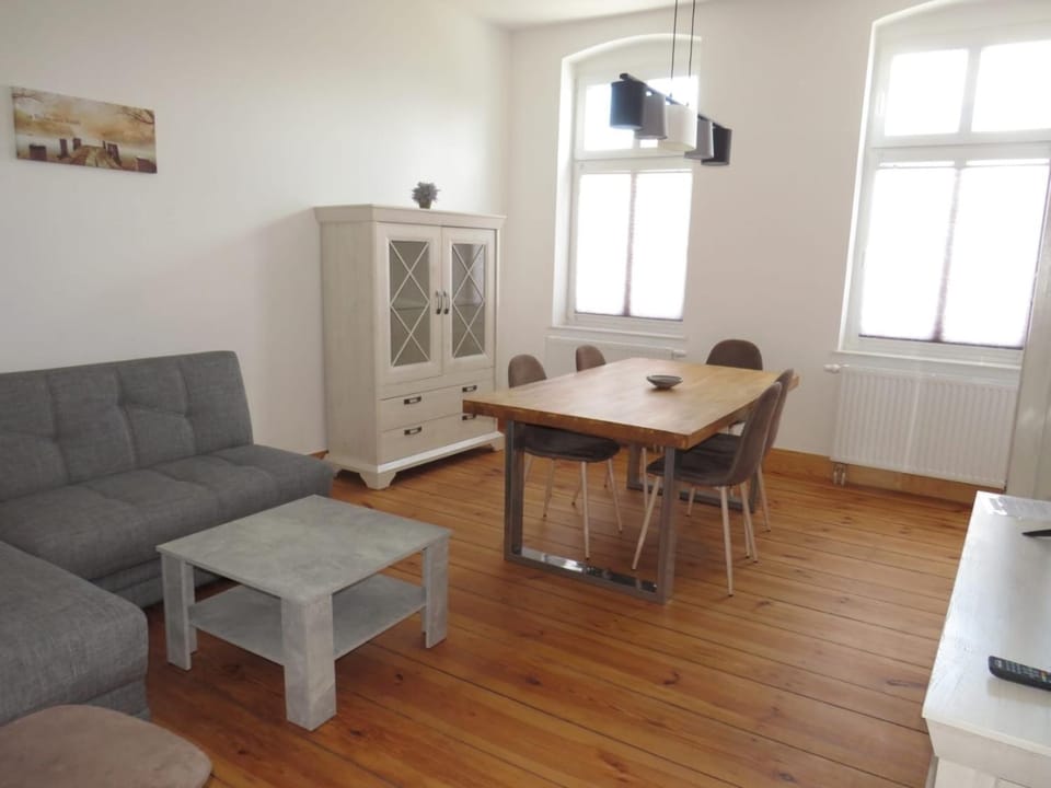 Alt-Berliner Schwanenhof Ferienwohnung OG links Apartment in Lychen