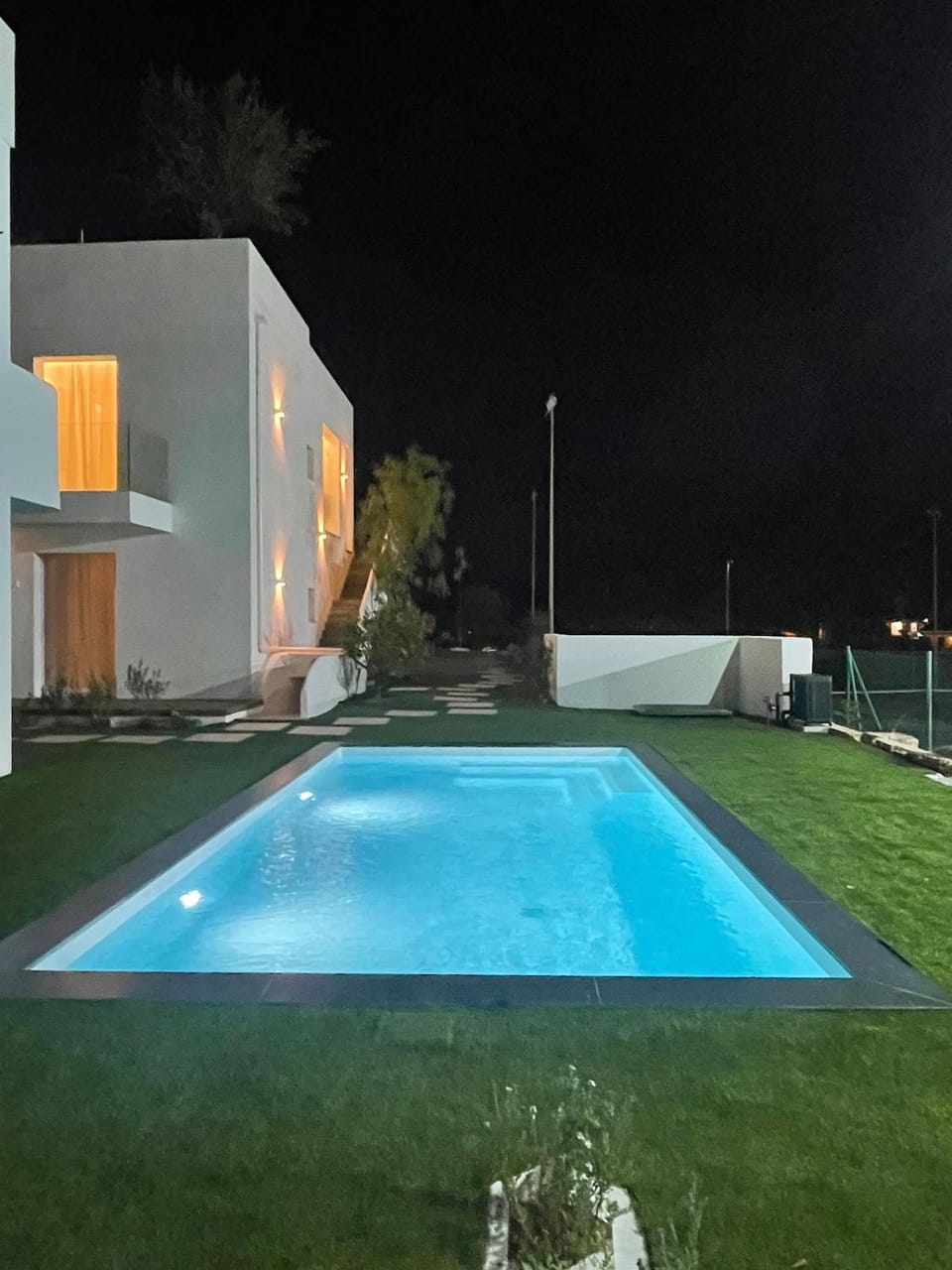 Like at Home - Boutique A6 Sea view, Private Terrace & Pool Apartment in Palau