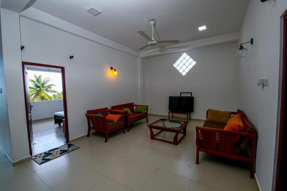 Communal lounge/ TV room, Living room, Seating area