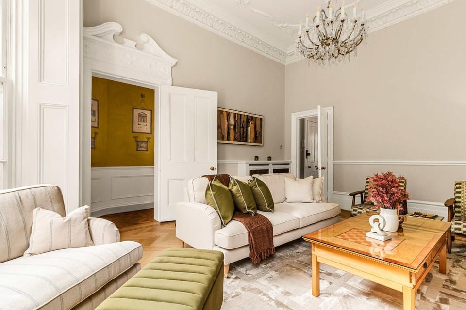 4 Bed Holland Park Duplex Apartment in City of Westminster