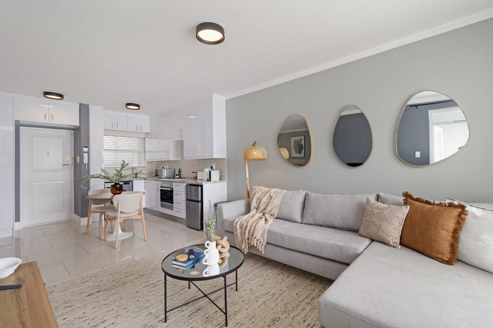 Bevendale 103 Apartment in Sea Point