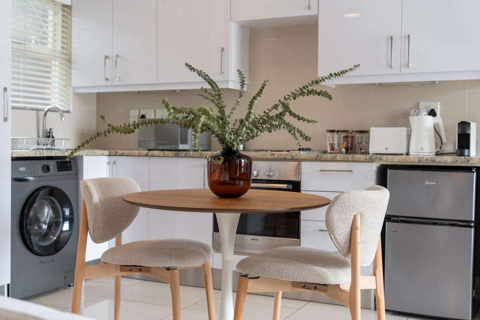 Bevendale 103 Apartment in Sea Point