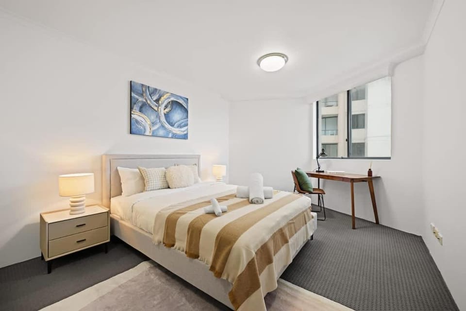 The Relaxation CBD w Parking Desk Gym Pool House in Surry Hills