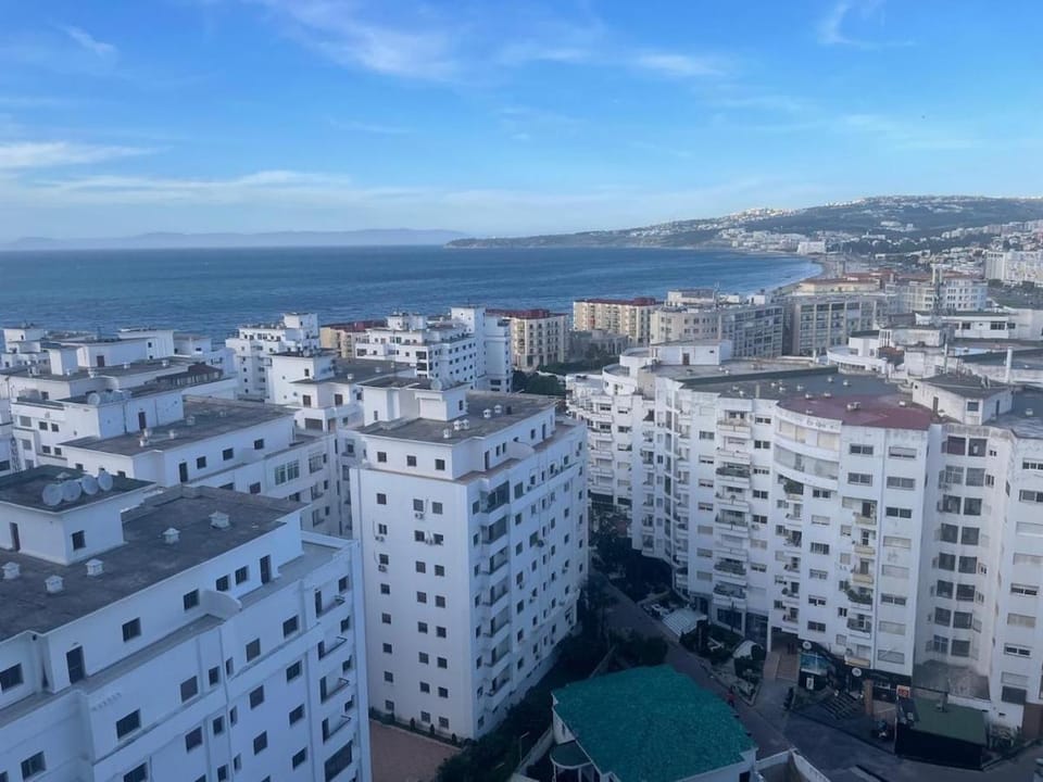 Hilton apartment City Center VUE SUR MER 2b 14d Apartment in Tangier