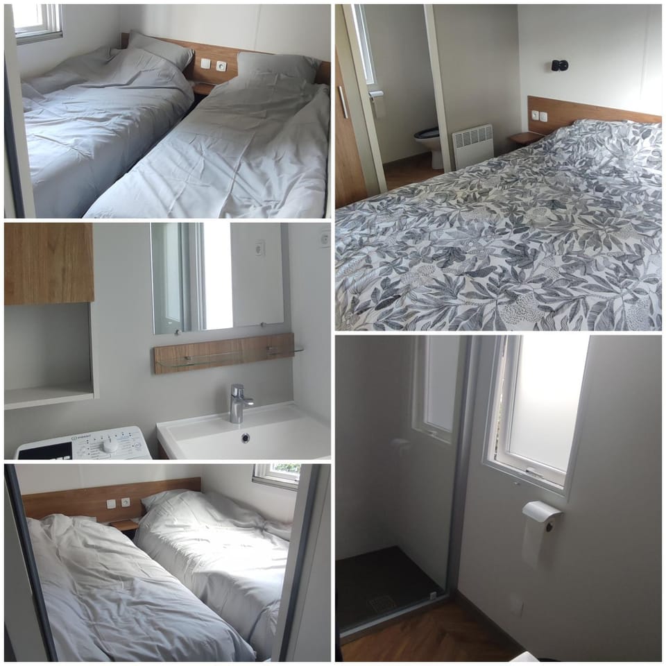 Bed, Bathroom, Bedroom