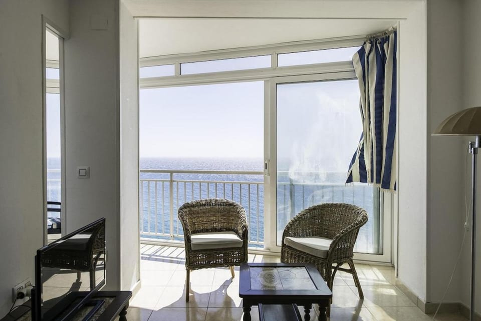Acogedor piso con vistas frontales a mar Apartment in Platja d'Aro