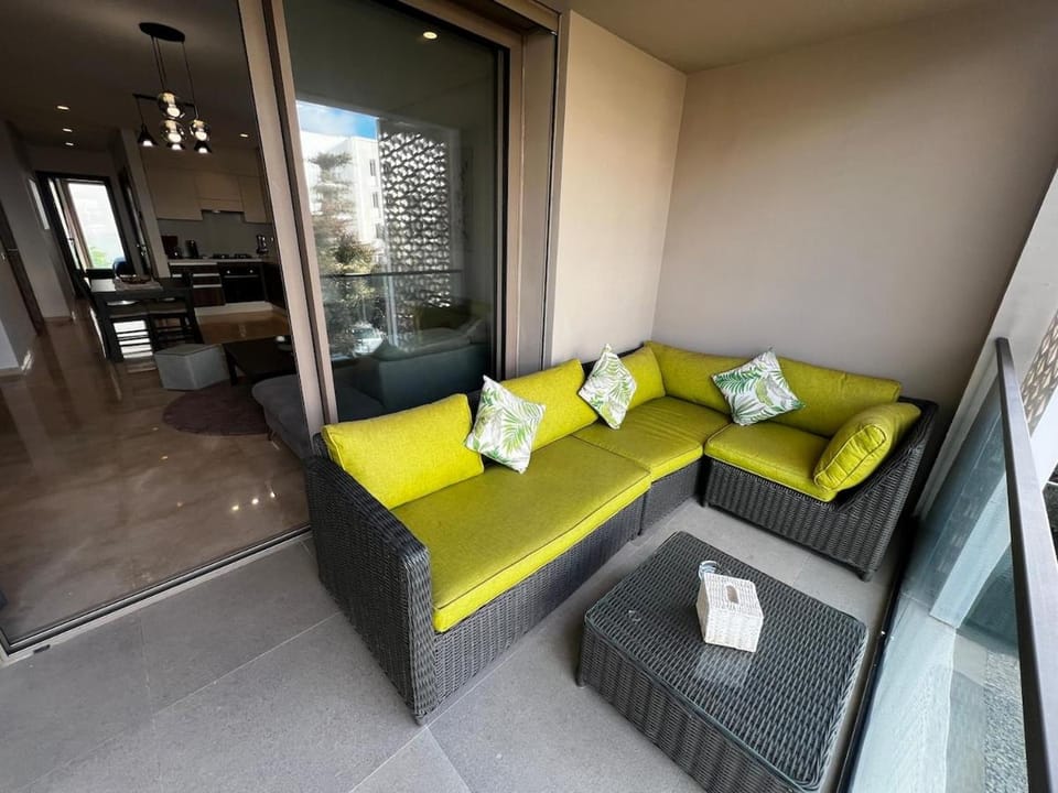 Modern 1BR Orangeraie - Terrace & Pool Apartment in Rabat