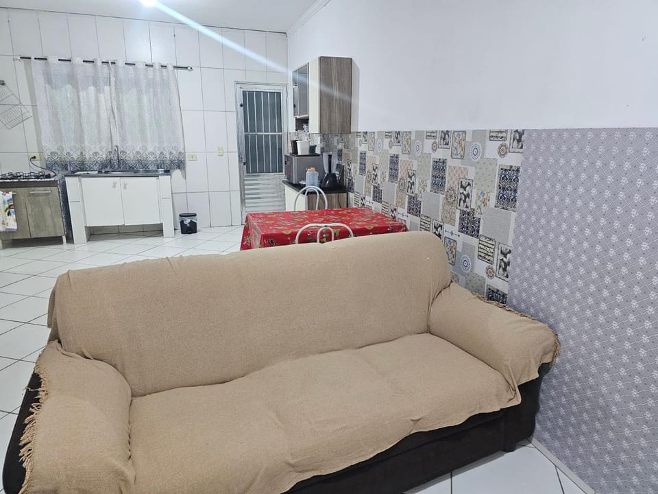 2 quartos Itapecerica, prox Embu e Cotia, a lado da rodovia Regis Bittencourt Apartment in Cotia