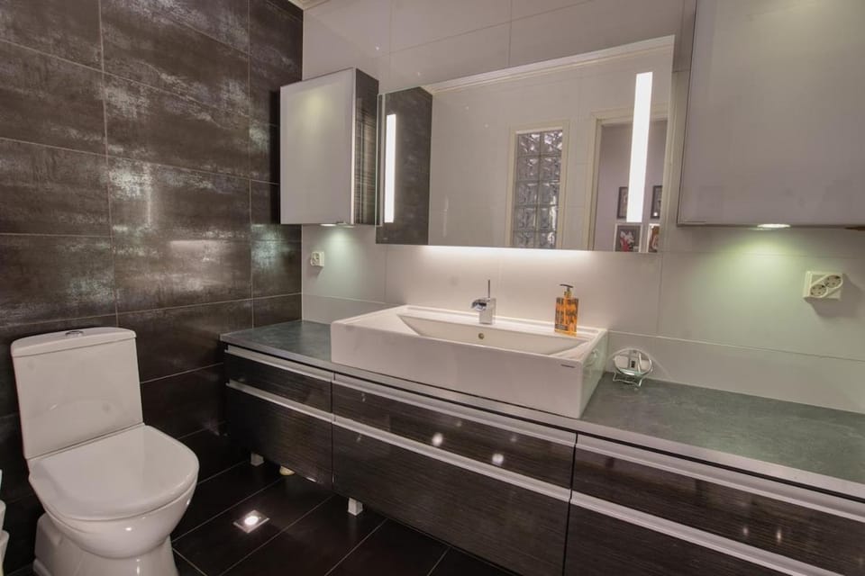 Private Home with Hot Tub & Sauna Villa in Rovaniemi
