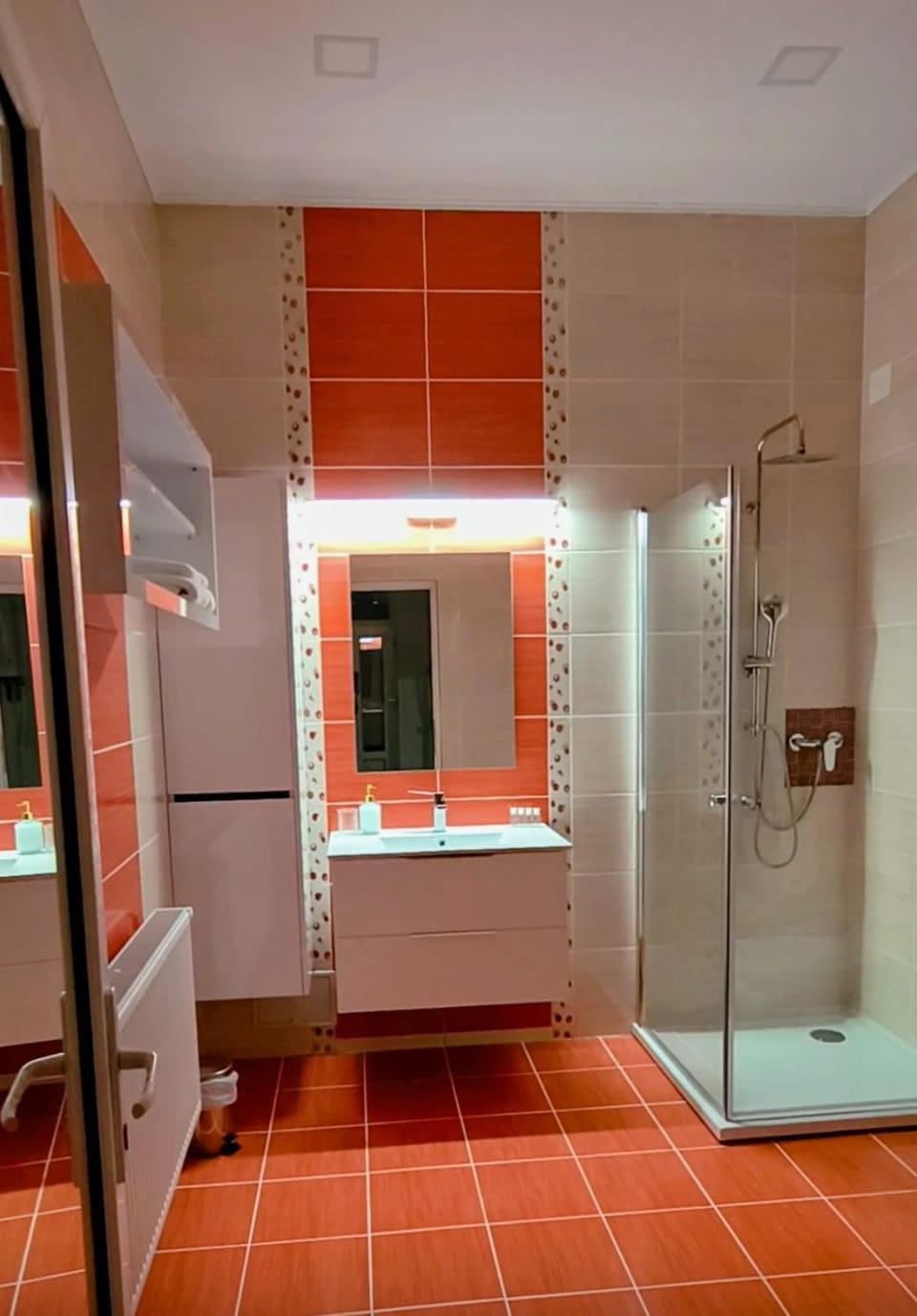 Shower, Bathroom