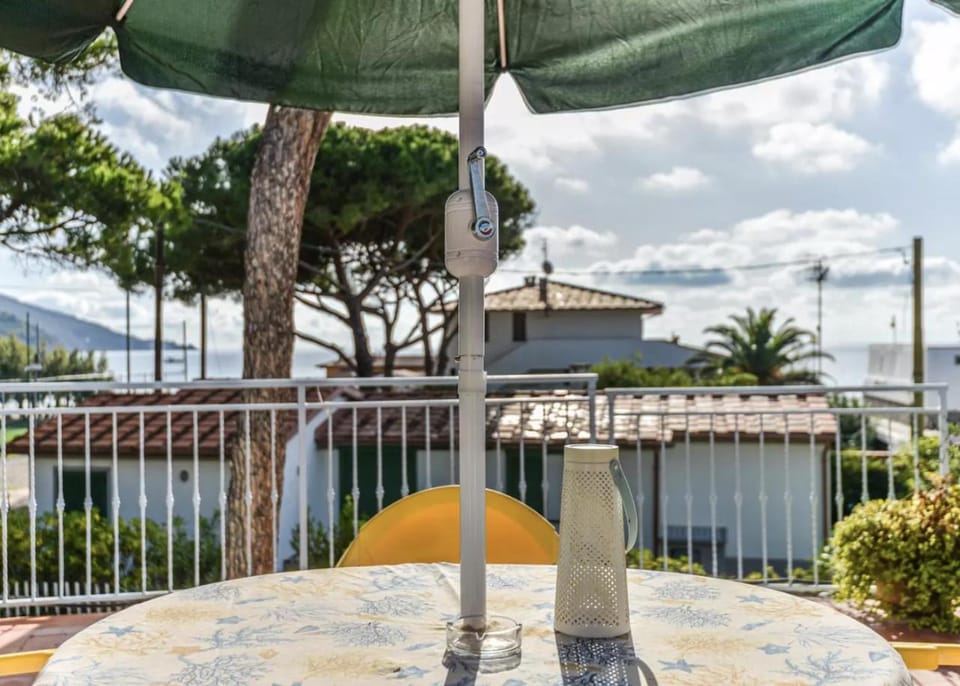 Day, Natural landscape, View (from property/room), Balcony/Terrace, Balcony/Terrace, Sea view