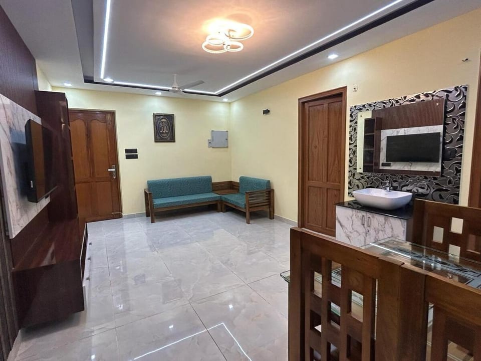 Apna homes 2BHK Fully Furnished Apartment Apartment in Kochi