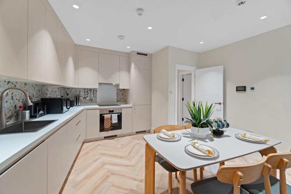 Modern Apartment Ideal for Families and Working Professionals Apartment in London Borough of Southwark