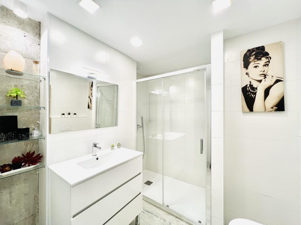 Shower, Bathroom