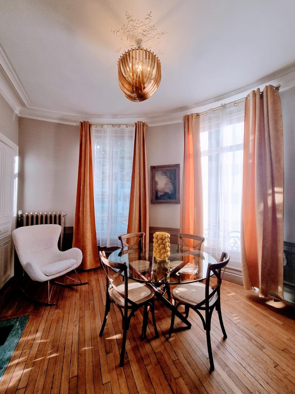 Property building, Living room