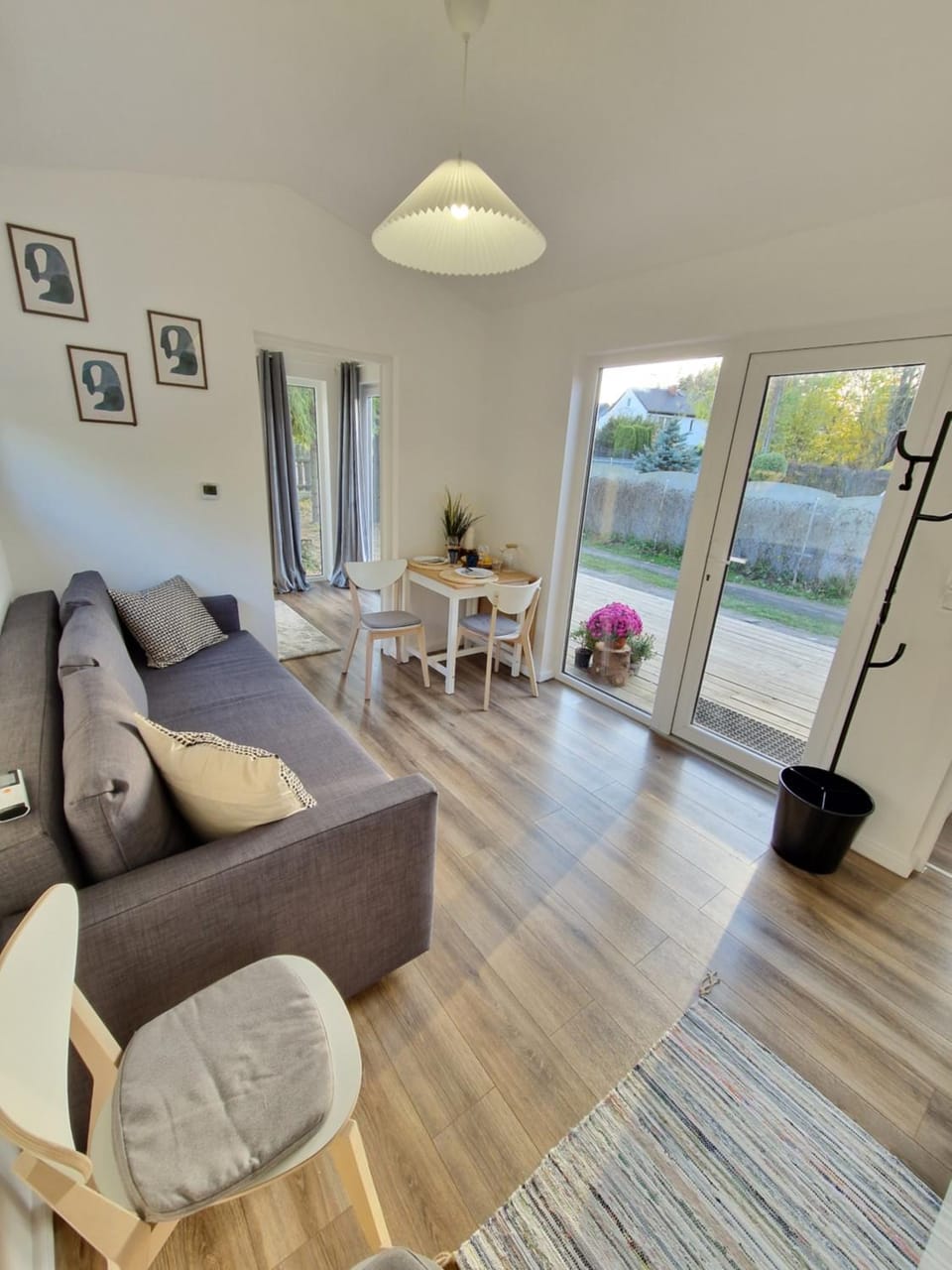 View (from property/room), View (from property/room), Balcony/Terrace, Living room, Seating area, Dining area, Garden view, Garden view