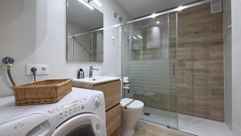 Shower, Bathroom, washing machine