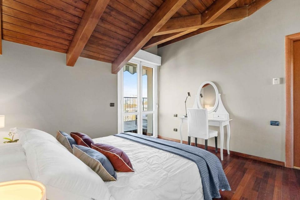 Attico di Charme con Terrazza a pochi km da Milano Apartment in Sesto San Giovanni