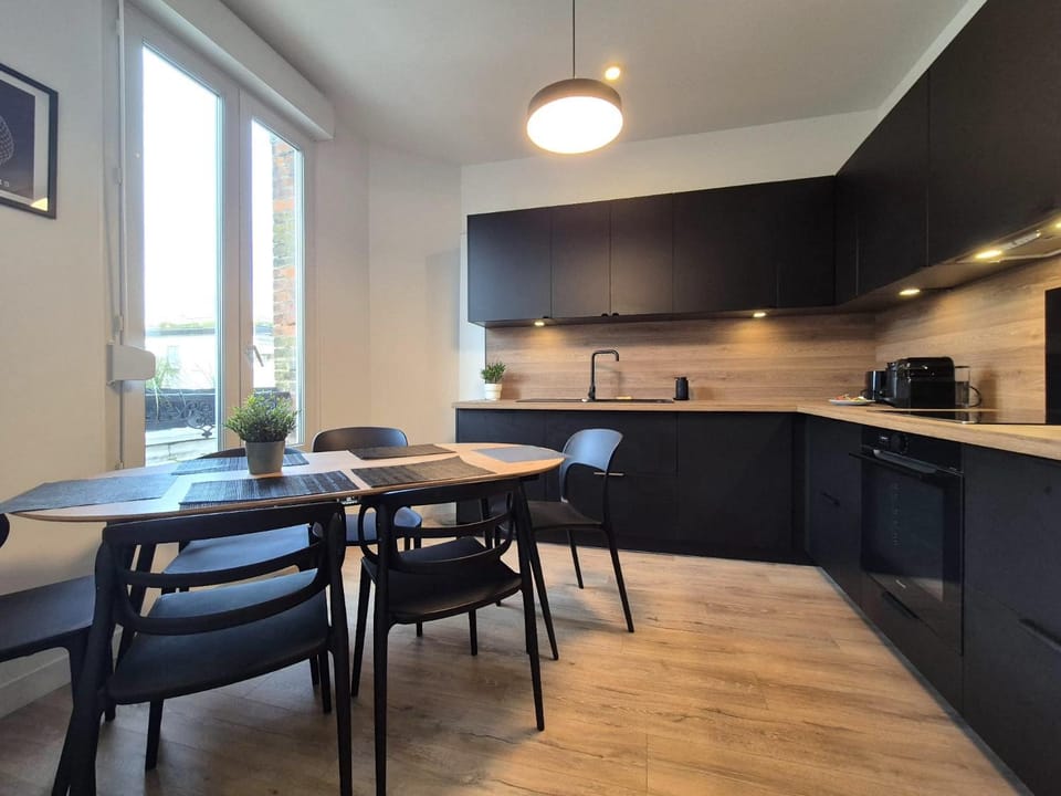 Nuit des Sacres - Hyper Centre - Cathédrale Apartment in Reims
