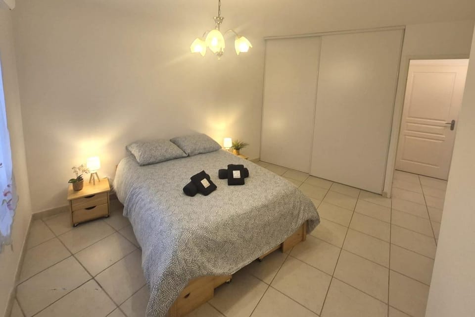 Comfortable stay in the heart of La Seyne-sur-Mer Apartment in La Seyne-sur-Mer