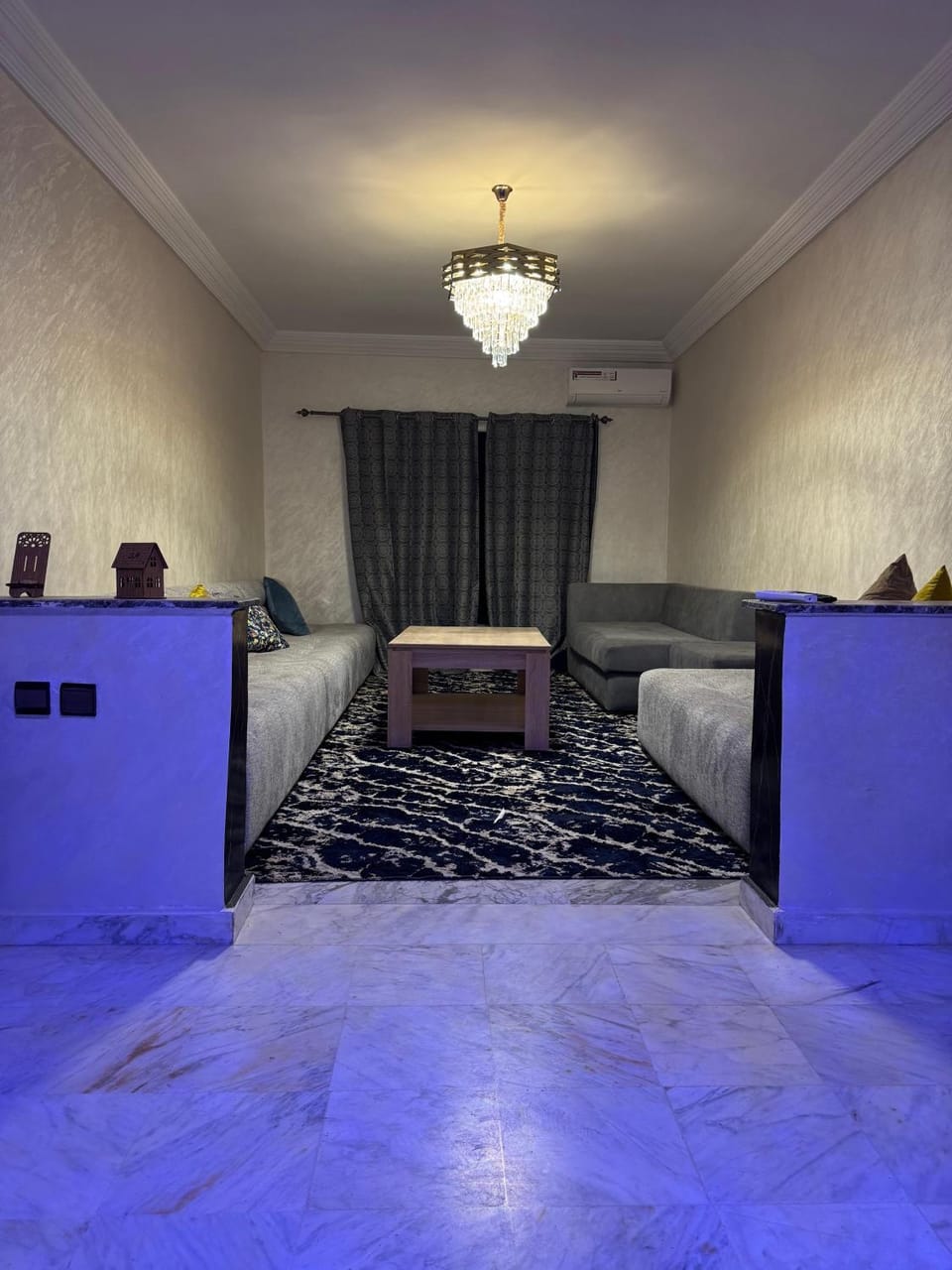2 BR APP Gueliz Pool Ac Wifi Apartment in Marrakesh