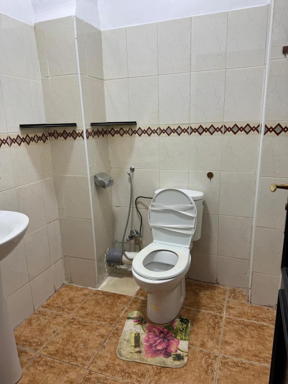 2 BR APP Gueliz Pool Ac Wifi Apartment in Marrakesh