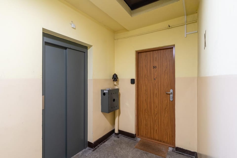 Property building, elevator
