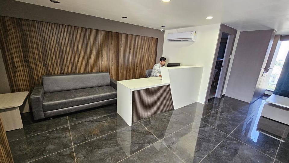 Lobby or reception, Seating area