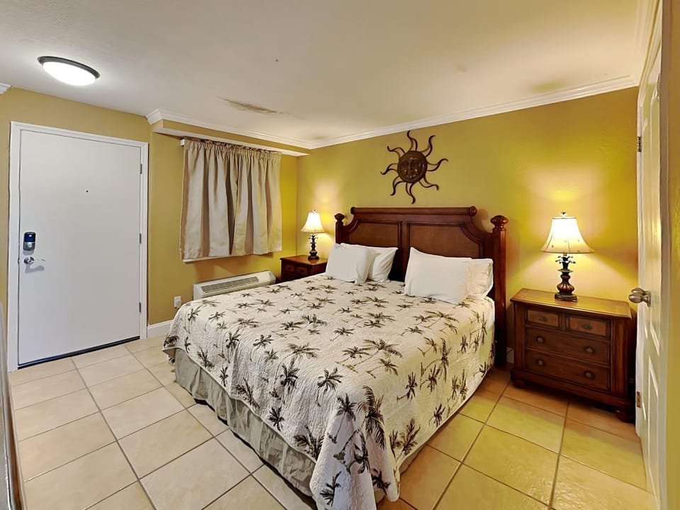 Bed, TV and multimedia, Bedroom, furniture, air conditioner