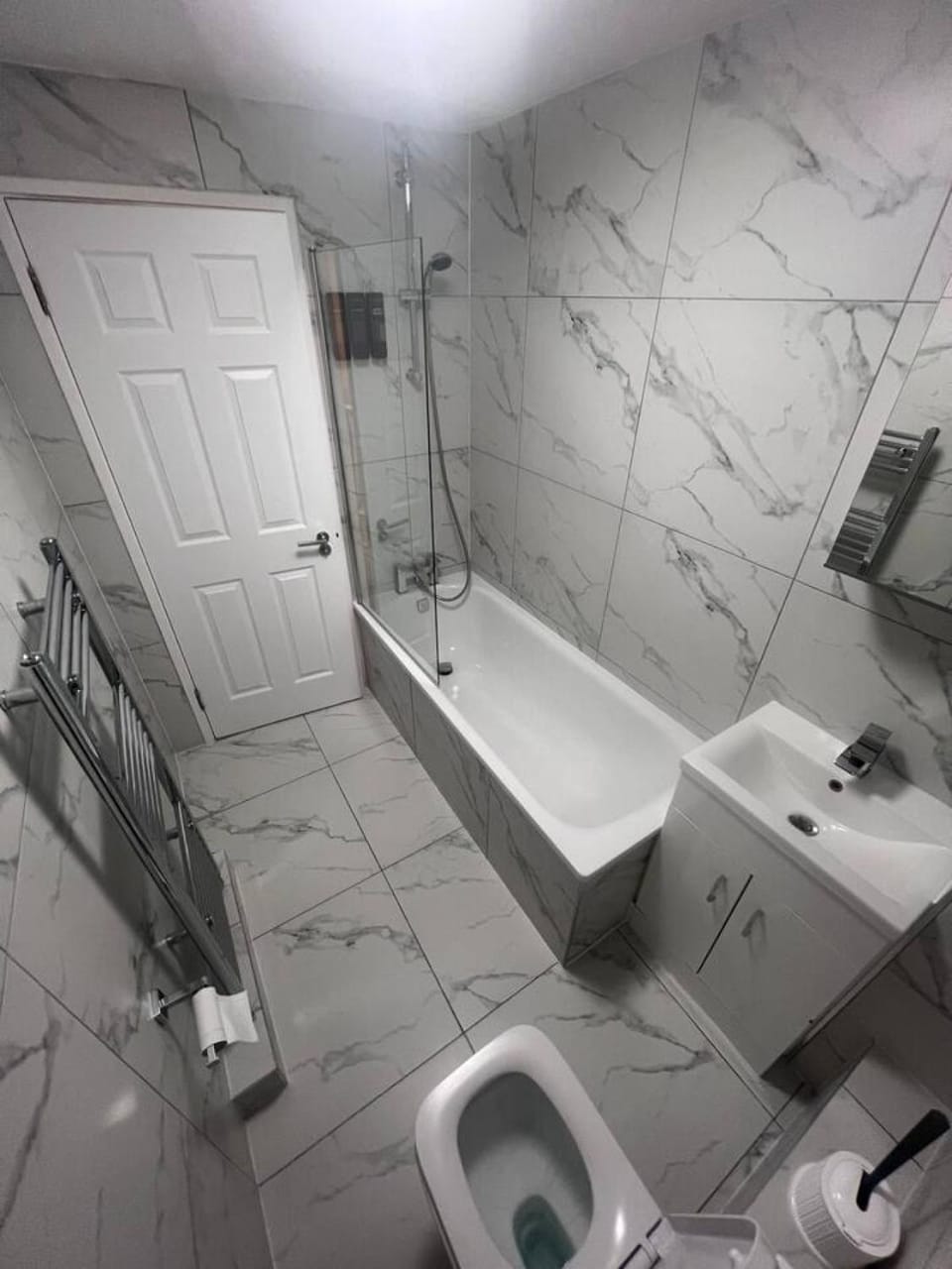 Central London 5 min to metro House in London Borough of Southwark