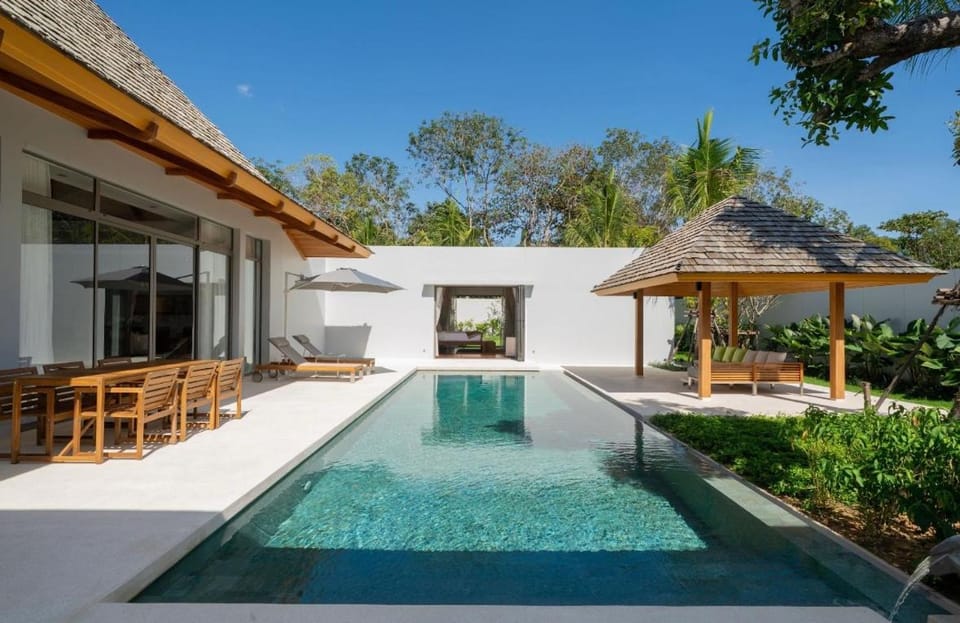 Luxury 4BR Pool Villa Anchan Near Bangtao Beach Free Airport Pickup from 7 days Villa in Choeng Thale