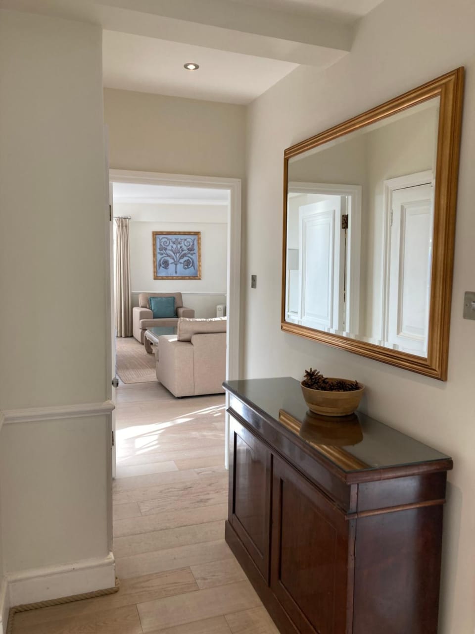 NELL GWYNN HOUSE - Luxurious and Opulent Extra Large One Bedroom Apartment Apartment in City of Westminster