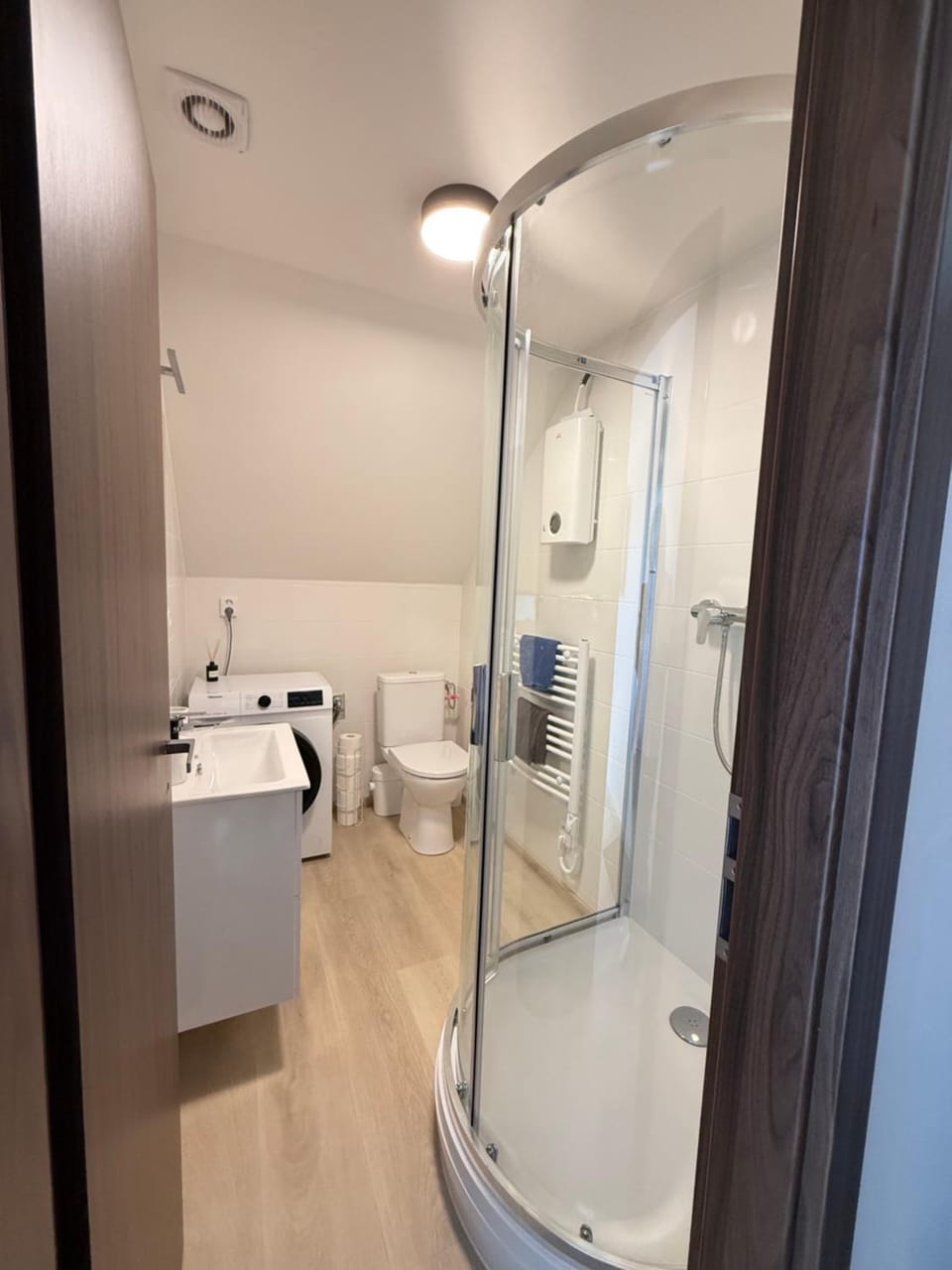 Ubytování 1kk blízko Prahy se společným bazénem Apartment in Czechia