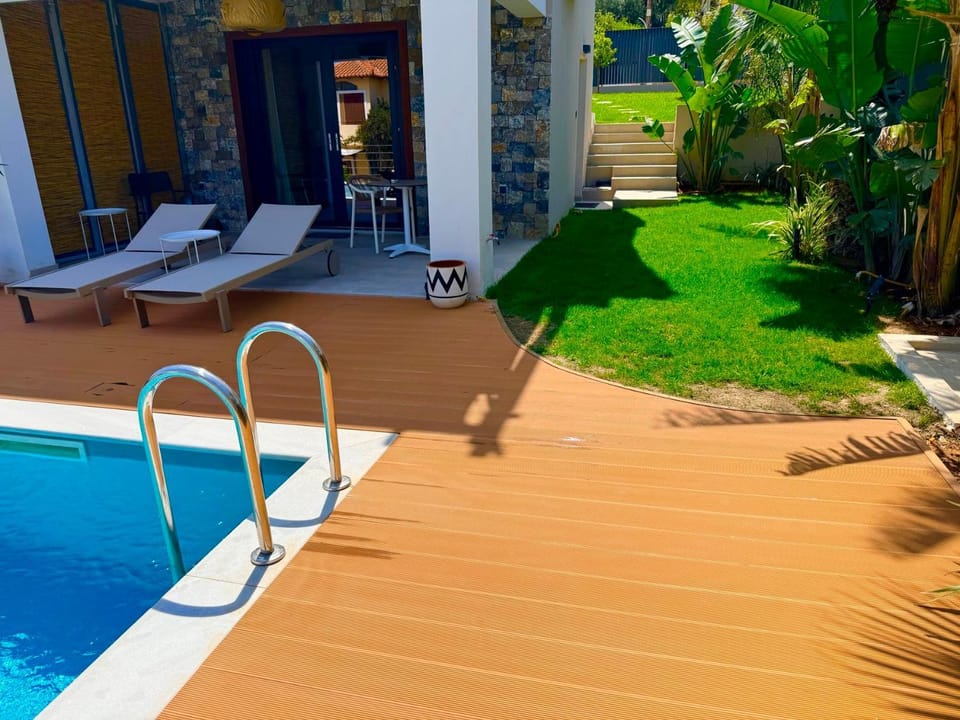 Pool view, Sea view, Swimming pool