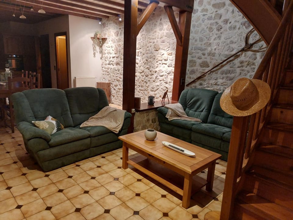 Gîte "EN VALROMEY" au pied du Grand Colombier House in Auvergne-Rhône-Alpes