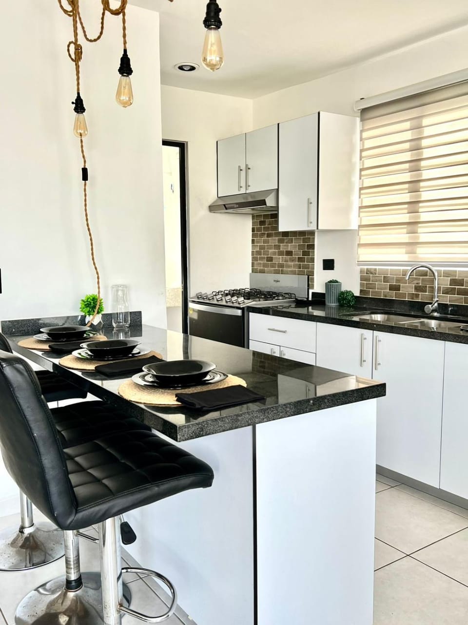Departamento Moderno Negr0 Caramel 3 Min Malecón Apartment in Mazatlan