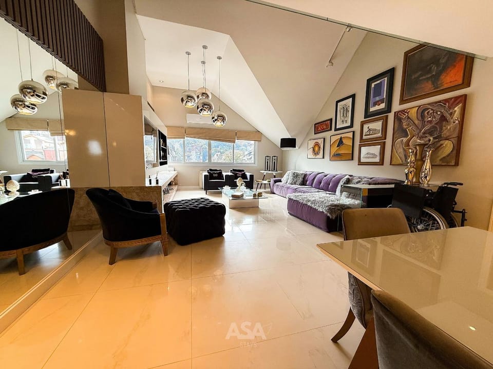 Communal lounge/ TV room, TV and multimedia, Living room