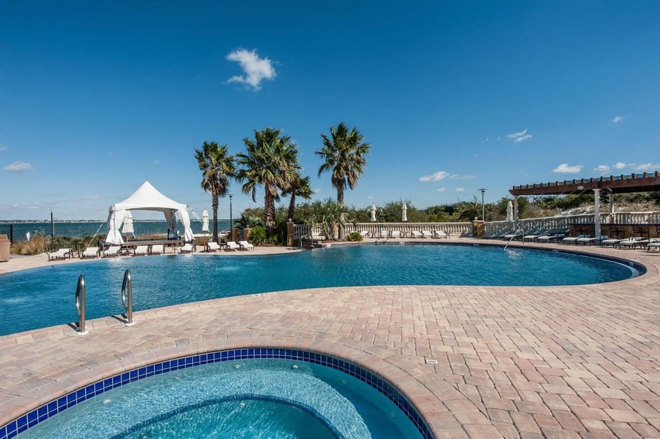 Portofino Island Resort 4-704 House in Pensacola Beach
