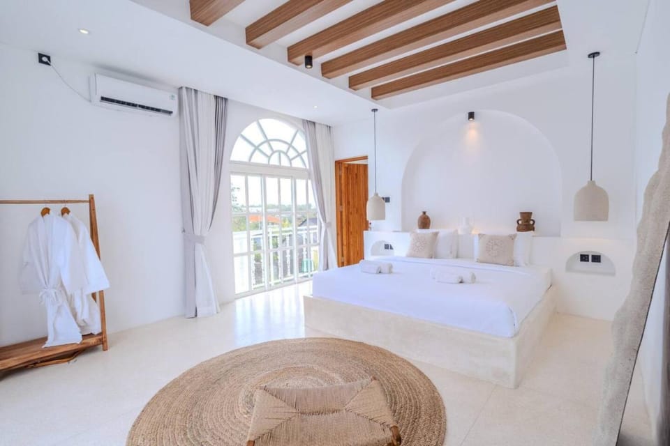 Bed, Bedroom, air conditioner
