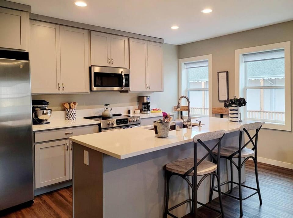 Front Street Suite Apartment in Poulsbo