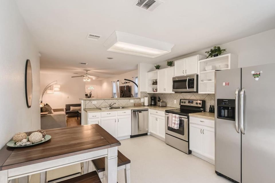 ENCANTO House in Austin