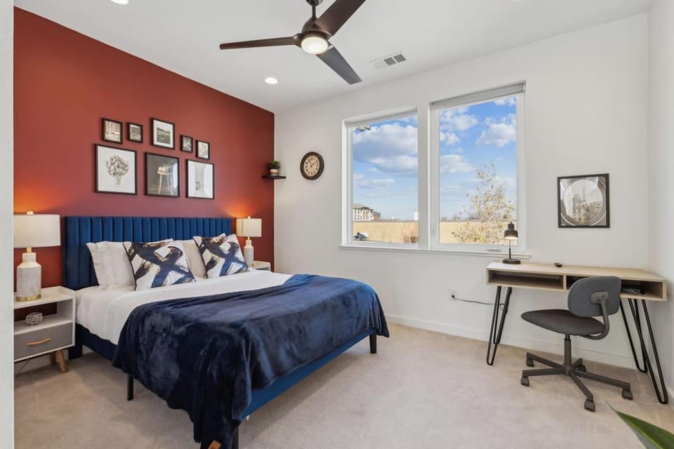 The Topaz of Dallas 2BD DownTown Walkable House in Dallas