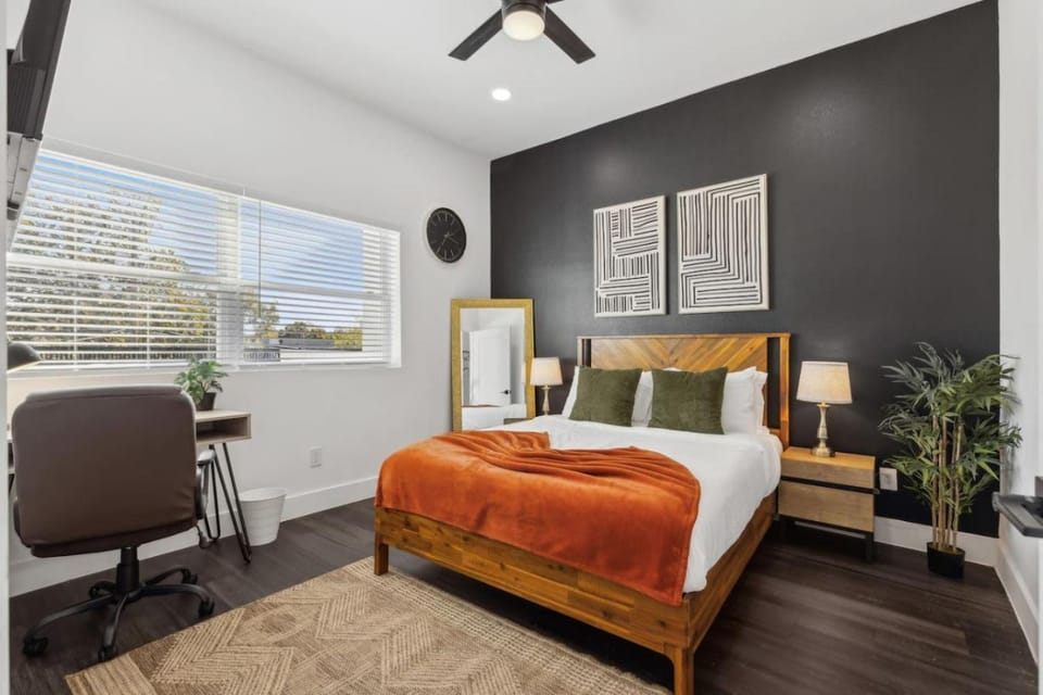 The Spinel 3BD In the Heart of Dallas House in Dallas