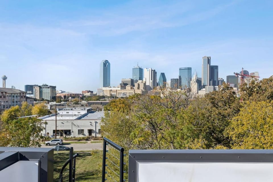 The Spinel 3BD In the Heart of Dallas House in Dallas
