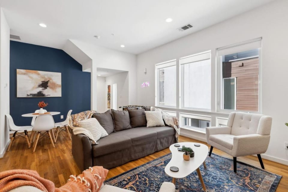 The Indigo 2BDTownhouse DownTown Walkable House in Dallas